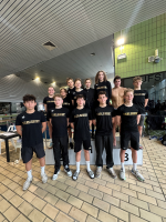 1. Reihen v.l.n.r. Ken Kien Duong, Stefan Louts-Häußler, Nic Hauer, Joris Jehle, Julian Haubrich 2. Reihe Mia Rogosch, Johannes Alferi, Henning-Louis Heth, Nevio Knebel, Johanna Maria Schmitt, Annika Kreideweis, Leo Leverkus, Vladislav Litvinov